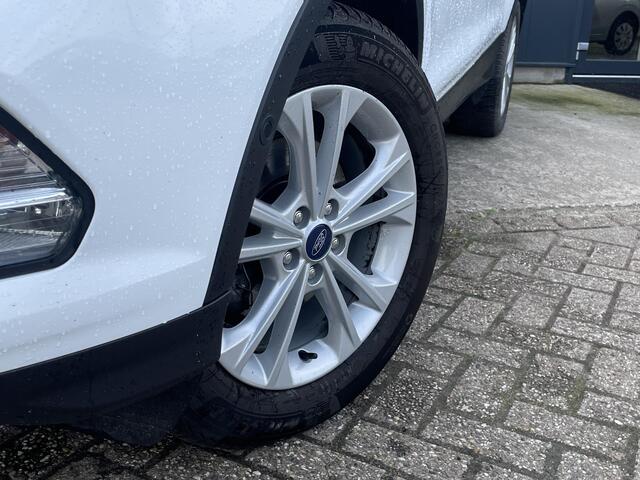 Ford KUGA 1.5 EcoBoost Titanium - Navigatie - Stoelverwarming - Climate Control - Trekhaak