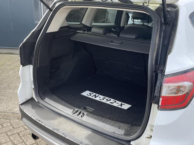 Ford KUGA 1.5 EcoBoost Titanium - Navigatie - Stoelverwarming - Climate Control - Trekhaak