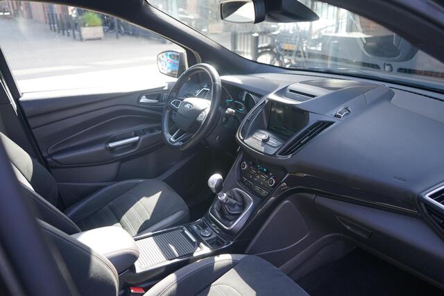 Ford KUGA 1.5 EcoBoost ST Line Cruise, Pano, Xenon, Clima,