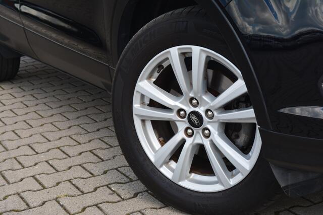 Ford KUGA 1.5 EcoBoost Titanium | Xenon | Navi | Trekhaak |