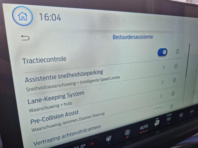 Ford KUGA 2.5 PHEV ST-Line 243 pk | Driver Assistance Pack | Wegklapbare trekhaak | 2.100 kg trekgewicht! | Winterpakket | 19 inch Licht metalen Velgen