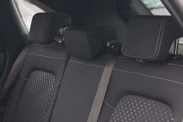 Ford KUGA 2.5 PHEV Titanium 243pk | Driver Assistance Pack | Winterpack | Wegklapbare Trekhaak | 18 inch Licht metalen velgen