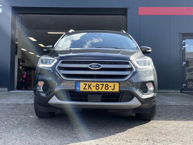 Ford KUGA 1.5 EcoBoost Titanium - 1.800 KG Trekken -