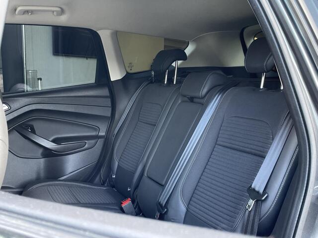 Ford KUGA 1.5 EcoBoost Titanium - 1.800 KG Trekken -