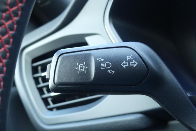 Ford KUGA 1.5 EcoBoost ST-Line X PANO, HUD, B&O, WINTER PACK, ADAPT. CRUISE, CLIMA, ELEKT. STOEL/ACHTERKLEP, CAMERA V&A, NAVI, 34.660KM