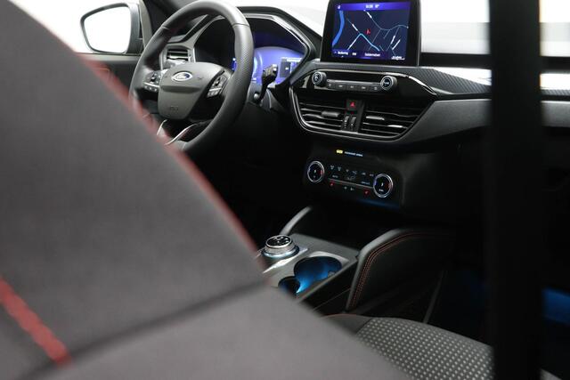 Ford KUGA 2.5 PHEV ST-Line | PANORAMADAK | STOELVERWARMING | APPLE | TREKHAAK