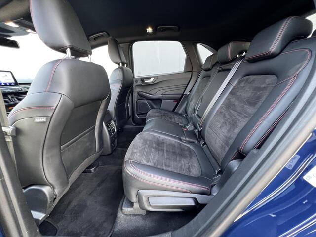 Ford KUGA 2.5 PHEV ST-Line X Automaat / 1.500 kg afneembare trekhaak / Stuur-, stoel-, achterbank- en voorruitverwarming / Bang & Olufsen audio / Adapt. CC / Navi / Apple Carplay Android /