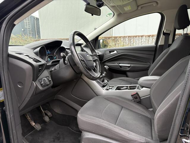 Ford KUGA 1.5 Titanium / NAVI / AIRCO ECC / CRUISE / 159dkm!
