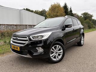 ford-kuga-1.5-titanium---navi---air