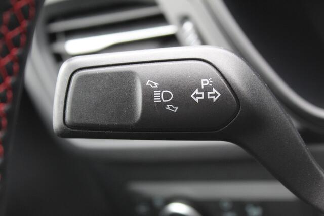 Ford KUGA 2.5 PHEV ST-Line X , 2100kg trekgewicht , Nieuw Model Panorama/schuif kantel dak , Trekhaak wegklapbaar AGR stoelen voor , Winterpack