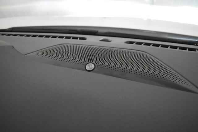 Ford KUGA 2.5 PHEV ST-Line X Pano Camera Leder 19" B&O El aKlep Head-Up