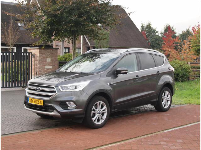 Ford KUGA 1.5 EcoBoost Titanium | Apple Carplay | Camera | Cruise Control | Trekhaak |