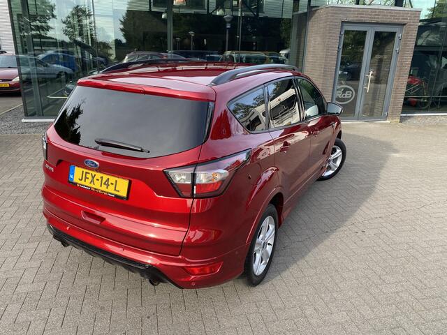 Ford KUGA 1.5 EcoBoost ST Line