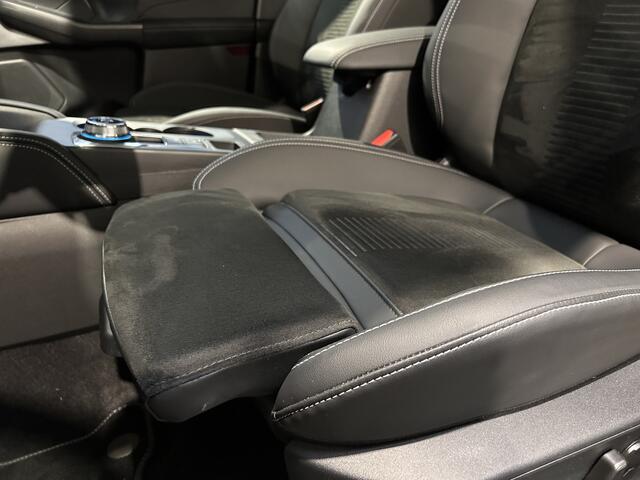 Ford KUGA 2.5 PHEV 243 pk Active X | Winter Pack | Matrix LED | AGR | 19" | Adapt. Cruise | 360° Camera | El. a. klep | Fabr. gar. tm 12-2028