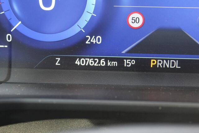 Ford KUGA 2.5 PHEV ST-Line X , 225pk , 1500kg Trekgewicht Navigtie , Camera , Bluetooth , Stoel en voorruitverwarming BenO audio systeem