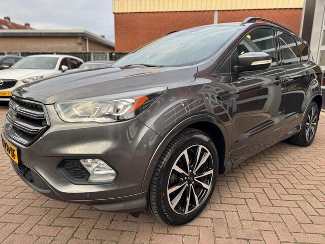 Ford KUGA 1.5 ECOBOOST ST LINE / NAVI / CAMERA / CRUISE / TREKHAAK!