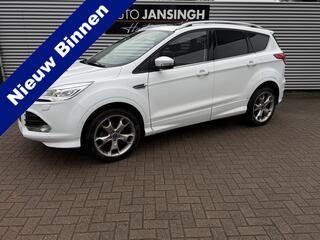 ford-kuga-1.5-titanium-met-54.881-k