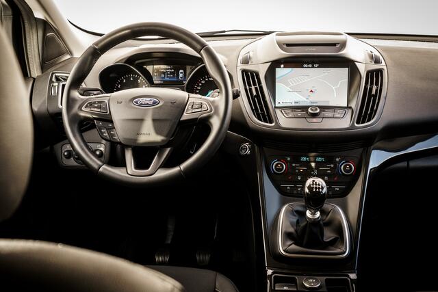 Ford KUGA 1.5 EcoBoost Titanium | Trekhaak | Carplay | Camera | Stuurverwarming | PDC | Clima