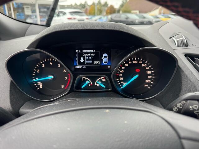 Ford KUGA 1.5 EcoBoost ST Line 150pk Achteruitrijcamera | Bi-Xenon Koplampen | Voorruit verwarming | 2.000kg Trekgewicht