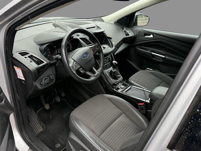 Ford KUGA 1.5 EcoBoost Titanium 150pk Trekhaak | Xenon Koplampen | Dodehoeksensoren | Achteruitrijcamera | Stoelverwarming