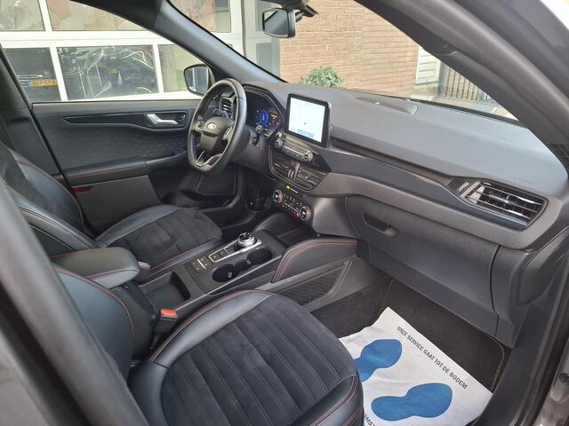 Ford KUGA 2.5 PHEV ST-Line X