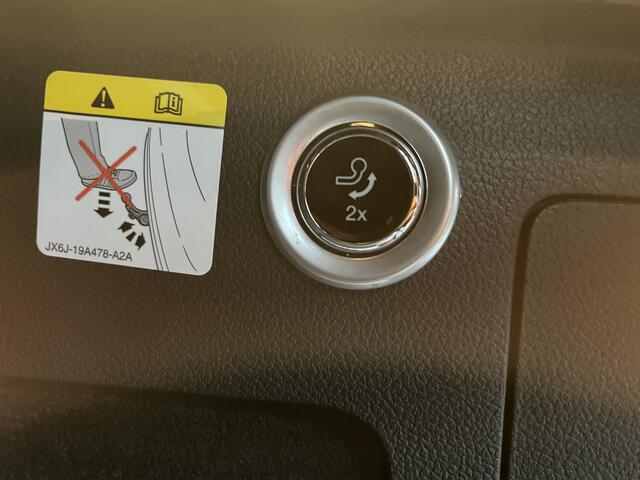 Ford KUGA 1.5 EcoBoost ST Line 150pk/110kW 6-bak | E-Trekhaak | Bi-Xenon | Dodehoek | Camera |