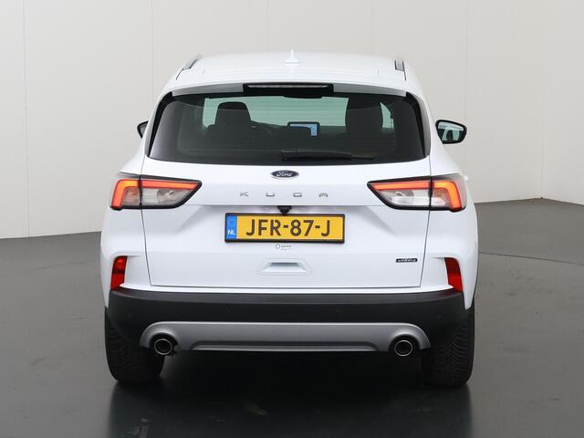 Ford KUGA 2.5 PHEV Titanium | Trekhaak Afneembaar | Stoelverwarming | Parkeercamera | Navigatie | Climate Control |