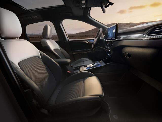 Ford KUGA 2.5 PHEV Sound Edition | Actief B&O Premium Sound System| Elekt. inklapbare Trekhaak | Panoramadak |