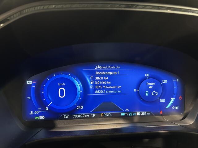 Ford KUGA 2.5 PHEV ST-Line X | Elek. Trekhaak | Dealer onderhouden | Pano | Winterpack | B&O |