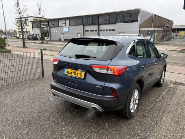 Ford KUGA 2.5 FHEV Titanium Hybride trekhaak