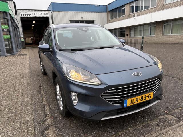 Ford KUGA 2.5 FHEV Titanium Hybride trekhaak