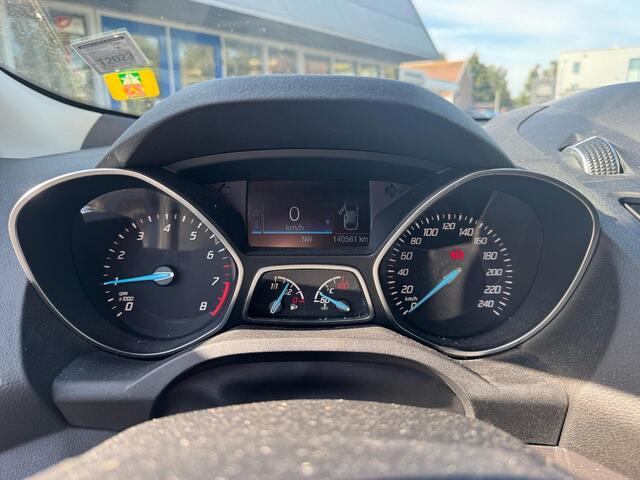 Ford KUGA 1.5 EcoBoost Titanium Styling Pack 150pk | Trekhaak | Winterpack | Achteruitrijcamera | Climate Control | Cruise Control |