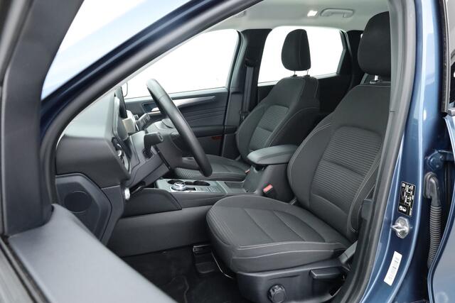 Ford KUGA 2.5 PHEV Titanium | Winter Pack | Navi | Camera | Afn. Trekhaak | Apple CarPlay | All Season