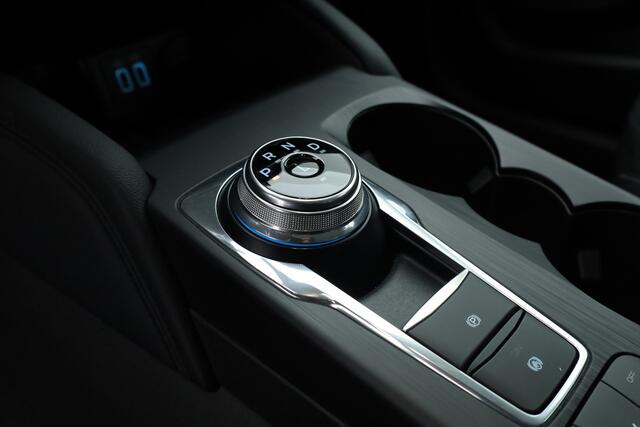 Ford KUGA 2.5 PHEV Titanium | Winter Pack | Navi | Camera | Afn. Trekhaak | Apple CarPlay | All Season