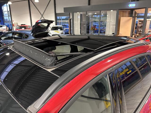 Ford KUGA 2.5 PHEV 225 pk ST-Line X | Pano | Winter Pack | 19" | Adapt. cruise | Adapt. LED | 4 seiz. banden