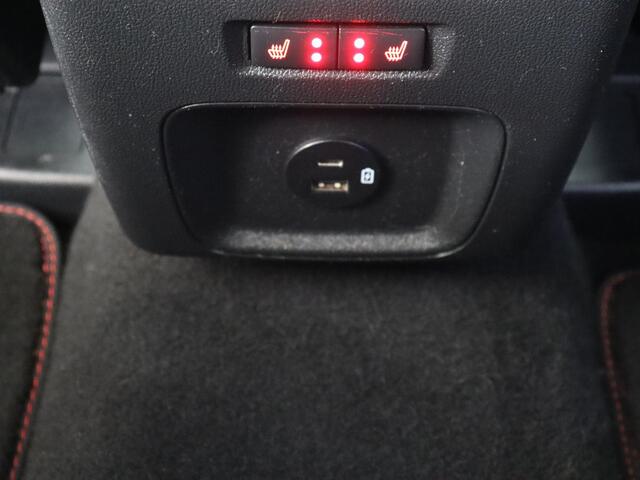 Ford KUGA 2.5 PHEV ST-Line | Panoramadak | Stoelverwarming | Camera | Carplay | Digital Cockpit | Navigatie | Keyless | DAB | Achterbankverwarming | Getint glas | Plug In