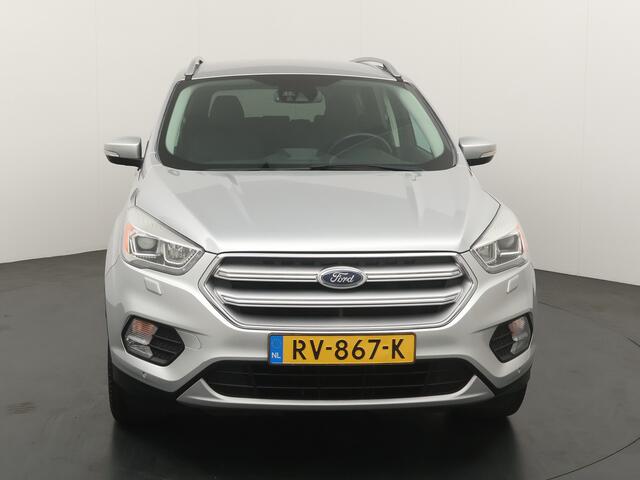 Ford KUGA 1.5 Titanium 4WD 182PK | Trekhaak | Winter pack | BLIS | Cruise | Camera | Navi |