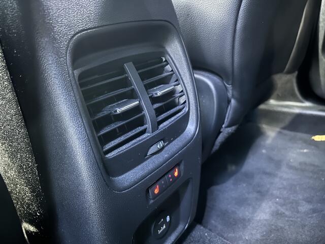 Ford KUGA 2.5 PHEV 225 pk ST-Line X | Trekhaak | Winter Pack | Adapt. cruise | Adapt. LED | B&O | El. a. klep | 100% dealer onderhouden