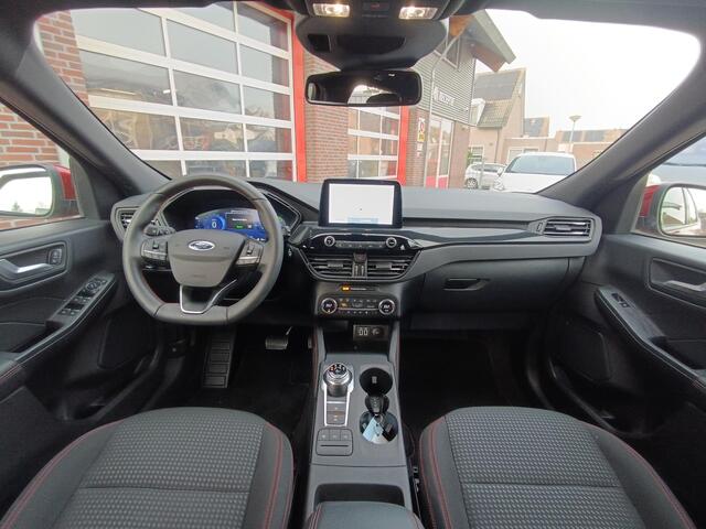 Ford KUGA 2.5 PHEV ST-Line, carplay, cruise