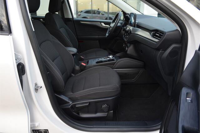 Ford KUGA 2.5 PHEV Carplay Achteruitrijcamera Spoorwisselassistent Digital Cockpit