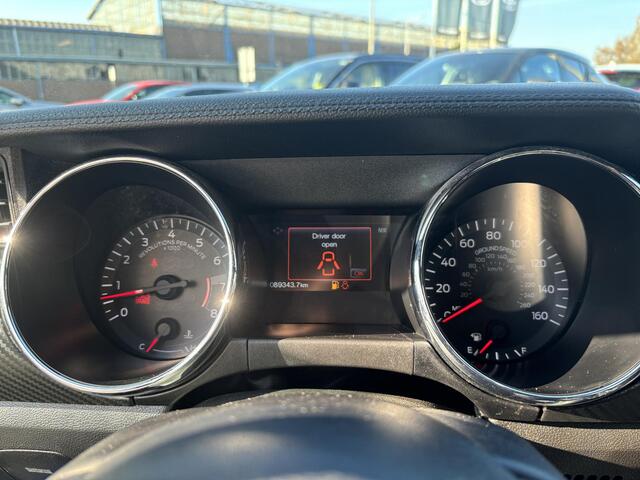 Ford MUSTANG Ford 3.8 V6, veel opties en rijgenot, slechts 89000KM!