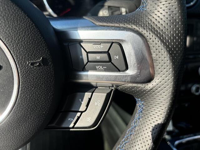 Ford MUSTANG Ford 3.8 V6, veel opties en rijgenot, slechts 89000KM!