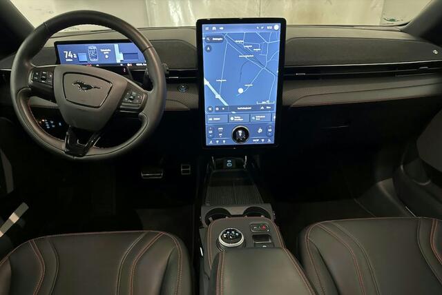 Ford MUSTANG Mach-E Premium AWD 75 kWh Vol Leder Rode Stiksel El-aKlep + Stoelen 360º Cam