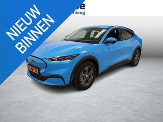 ford-mustang-mach-e-extended-rwd-98