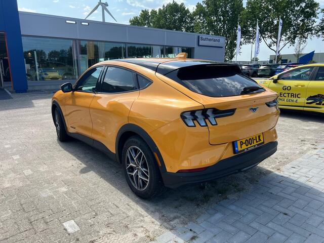 Ford MUSTANG Mach-E Extended RWD 98 kWh 294pk | Technology Pack | Winterpack | B&O Play | Trekhaak Afneembaar