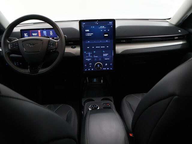 Ford MUSTANG Mach-E Extended RWD 98 kWh | Stoel/Stuurverwarming | B&O | Elektr. Achterklep | Parkeercamera 360° | Cruise Control Adaptief | Dodehoekdetectie | Navigatie |