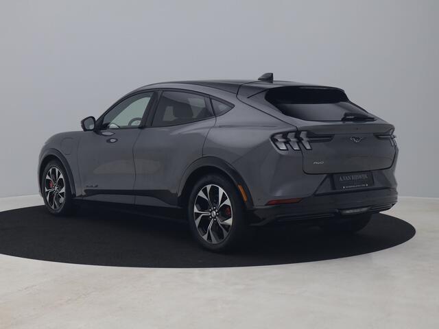 Ford MUSTANG Mach-E Extended Premium RWD 98 kWh | PANO | 360º | ADAPTIVE | B&O | KEYLESS | STOEL- EN STUURVERW.