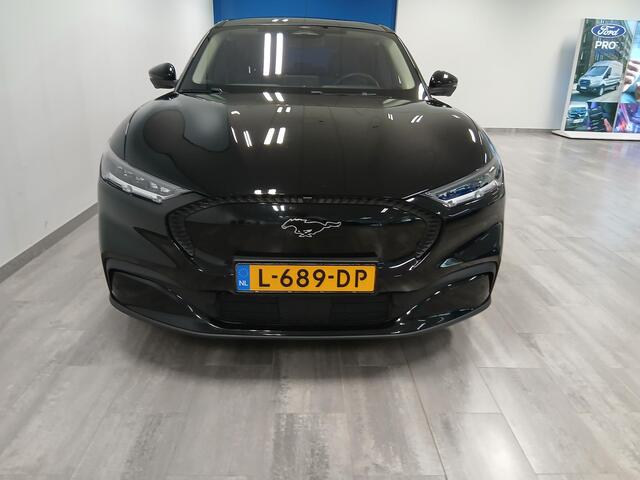 Ford MUSTANG Mach-E RWD 75 kWh Ford Mustang Mach-E 75kWh RWD