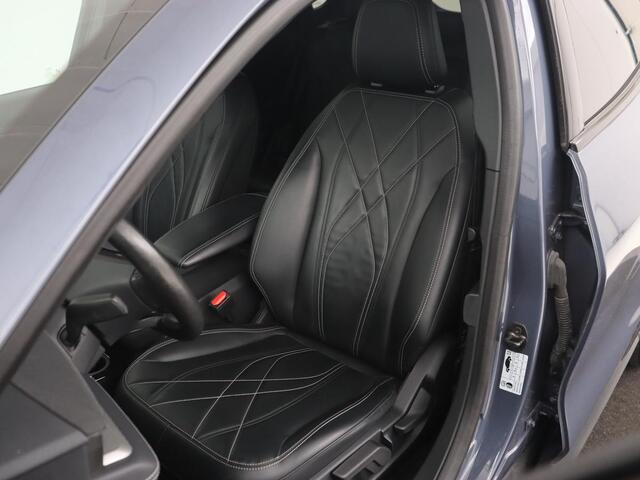 Ford MUSTANG Mach-E Extended RWD 98 kWh | Leder | Stoelverwarming | Adaptive cruise | Camera | Carplay | Keyless | Stuurverwarming