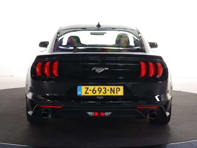 Ford MUSTANG Fastback 2.3 EcoBoost